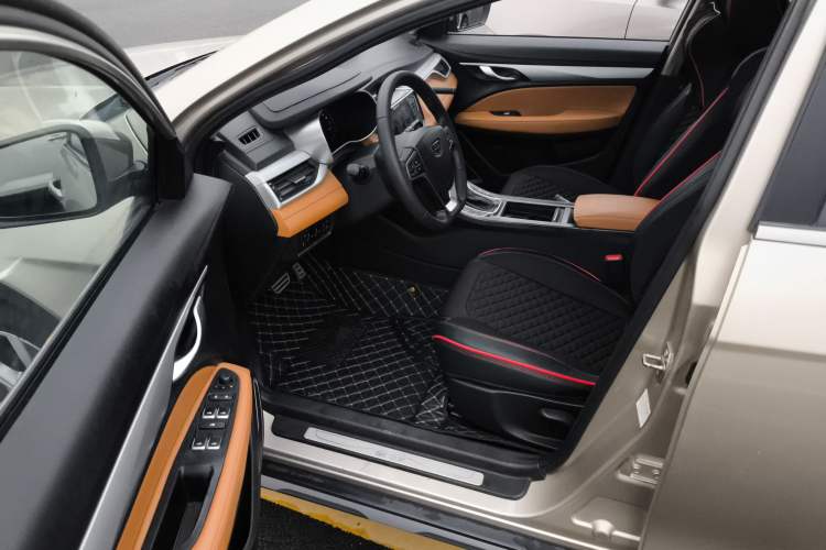 Used Geely Auto Vision S1 2018 1.4T CVT FENGXING Model Interior 3