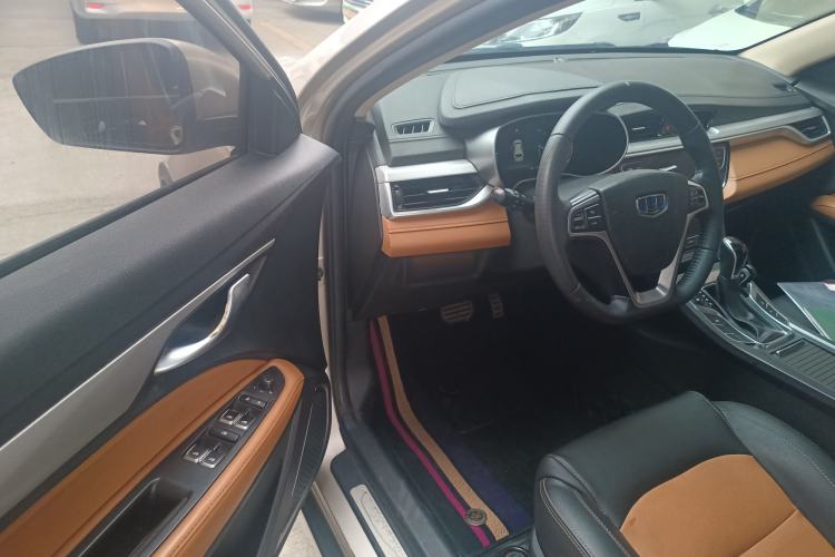 Used Geely Auto Vision S1 2018 1.4T CVT FENGXING Model Interior 3