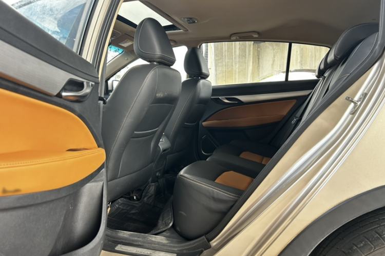 Used Geely Auto Vision S1 2018 1.4T CVT FENGXING Model Interior 3