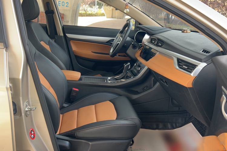 Used Geely Auto Vision S1 2018 1.4T CVT FENGXING Model Interior 5