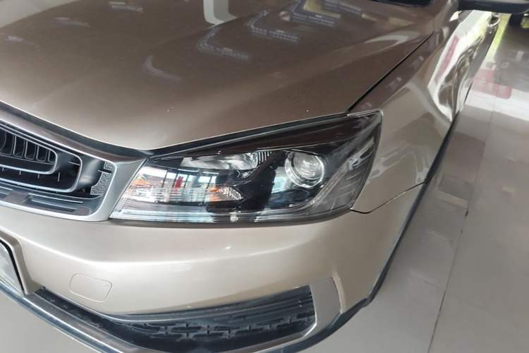 Used Geely Auto Vision S1 2018 1.4T CVT Fengchi Model Left Front Headlight