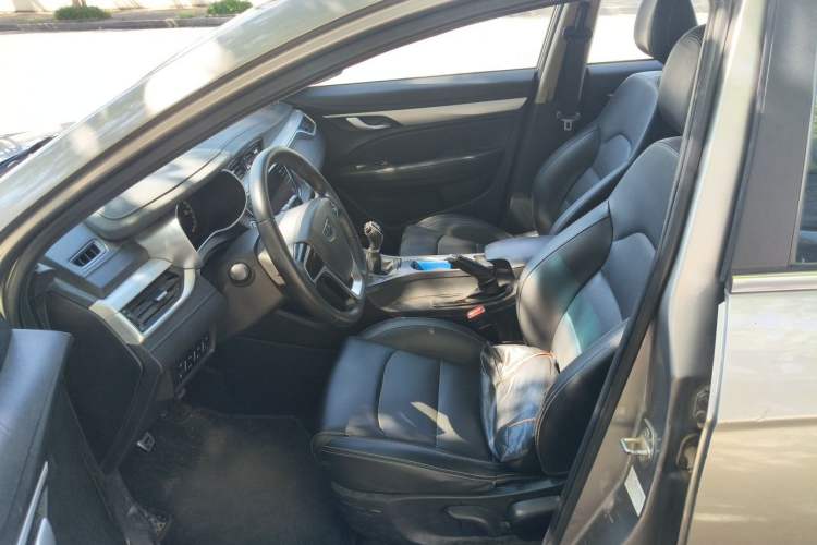 Used Geely Auto Vision S1 2018 1.5L Manual FENGXING Model Left Front Seat