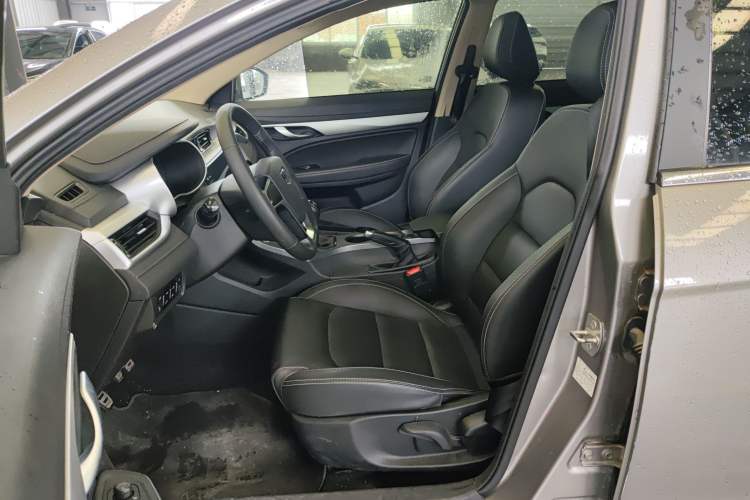 Used Geely Auto Vision S1 2018 1.5L Manual FENGXING Model Left Front Seat