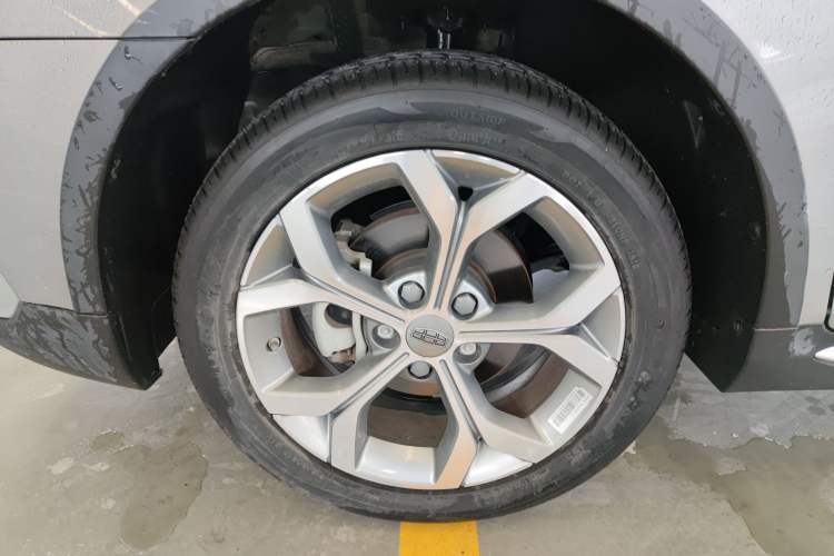 Used Geely Auto Vision S1 2018 1.5L Manual FENGXING Model Left Front Wheel Hub