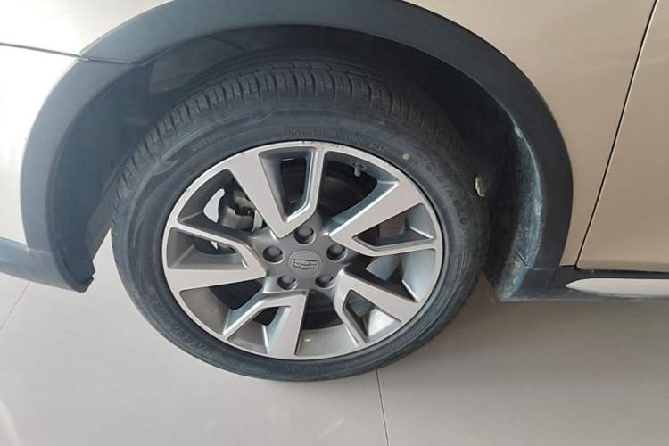 Used Geely Auto Vision S1 2018 1.4T CVT Fengchi Model Left Front Wheel Hub