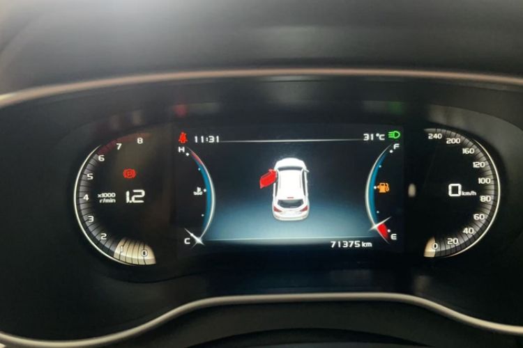 Used Geely Auto Vision S1 2018 1.5L Manual FENGXING Model Odometer Close Up