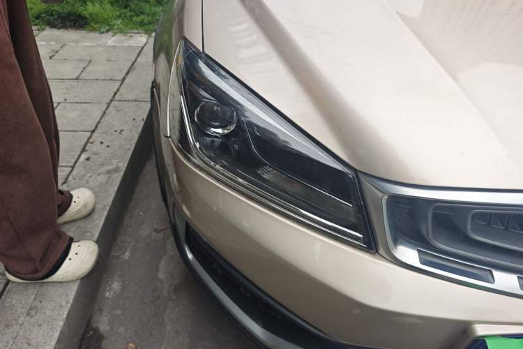 Used Geely Auto Vision S1 2018 1.5L CVT Fongchi Model Right Front Headlight