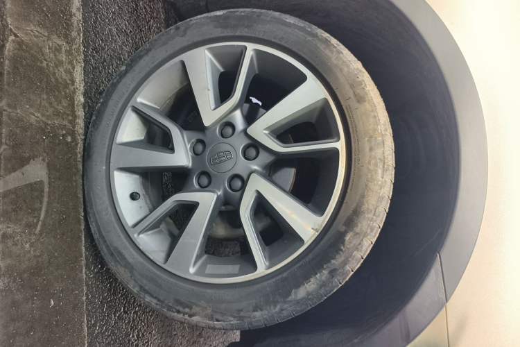 Used Geely Auto Vision S1 2018 1.4T CVT Fengchi Model Right Front Wheel Hub