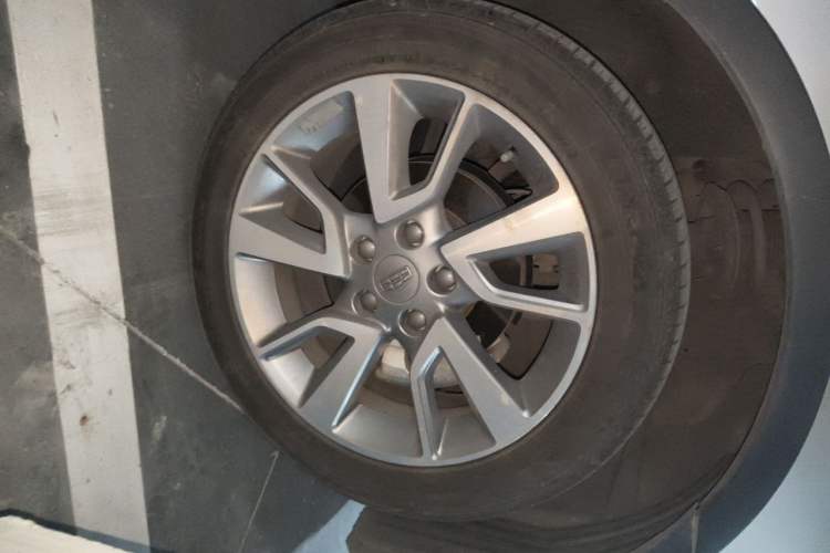 Used Geely Auto Vision S1 2018 1.4T CVT Fengchi Model Right Front Wheel Hub
