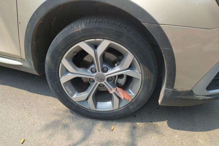 Used Geely Auto Vision S1 2018 1.5L Manual FENGXING Model Right Front Wheel Hub