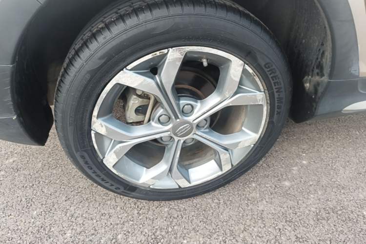 Used Geely Auto Vision S1 2018 1.4T CVT FENGXING Model Right Rear Wheel Hub