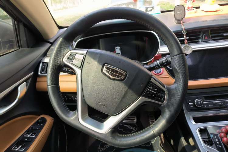 Used Geely Auto Vision S1 2018 1.4T CVT FENGXING Model Steering Wheel