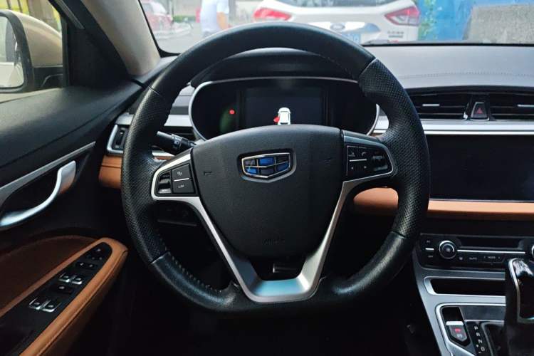 Used Geely Auto Vision S1 2018 1.4T CVT FENGXING Model Steering Wheel