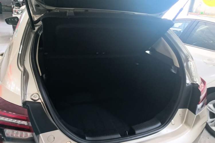 Used Geely Auto Vision S1 2018 1.5L Manual Fong Chi Model Trunk