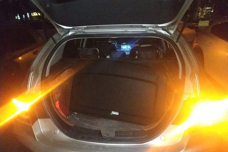 Used Geely Auto Vision S1 2018 1.4T CVT FENGXING Model Trunk