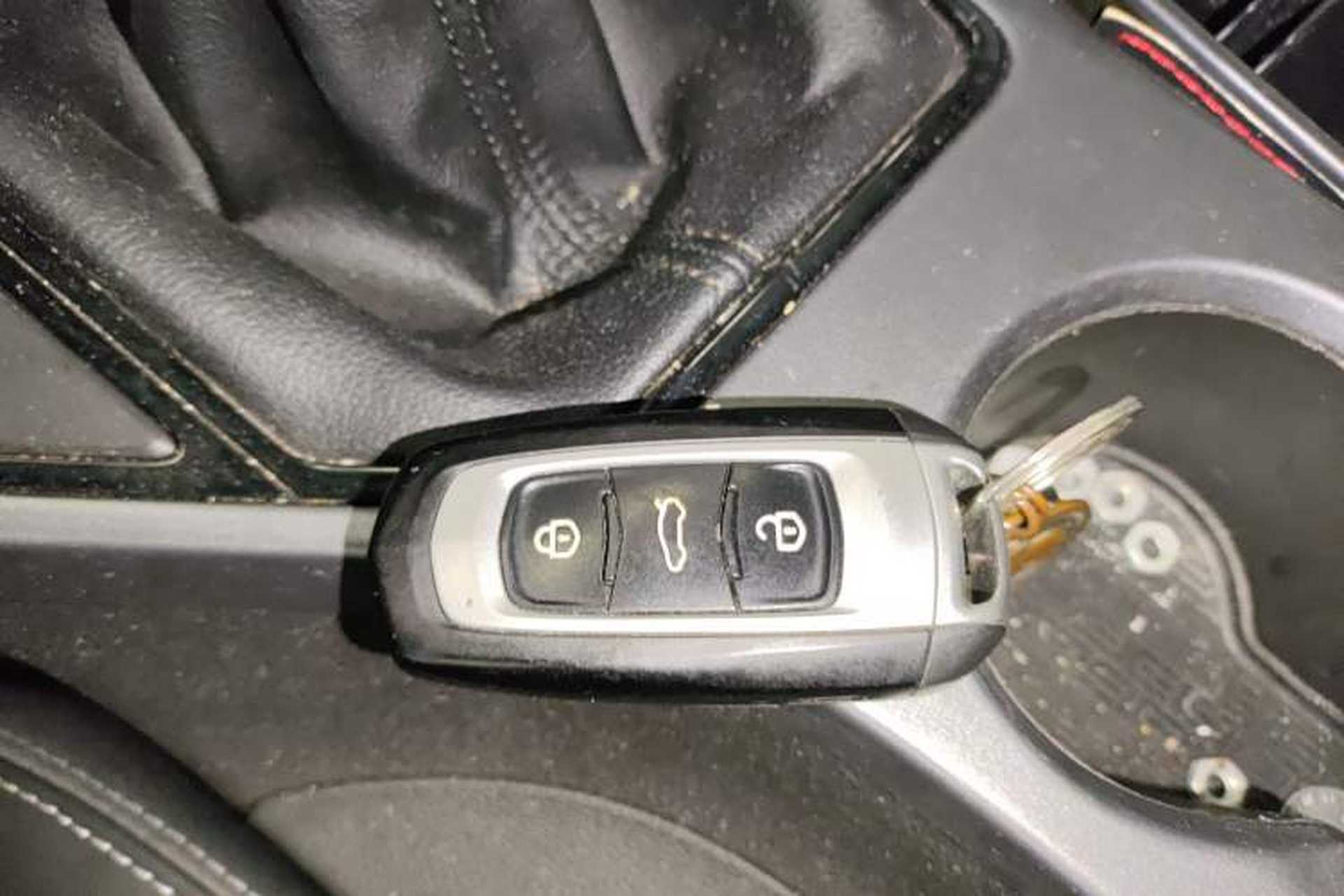 Used Geely Auto Vision S1 2018 1.5L Manual FENGXING Model Vehicle Key