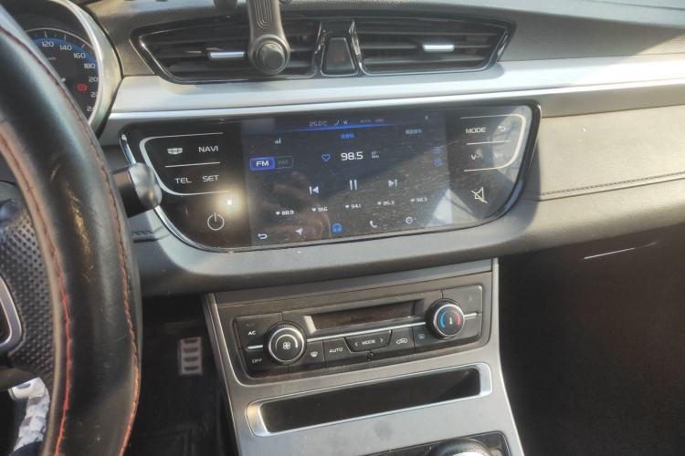 Used Geely Auto Vision S1 2018 1.5L Manual Fong Chi Model Audio And AC Panel