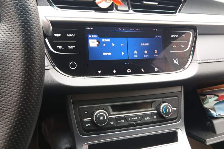 Used Geely Auto Vision S1 2018 1.5L Manual FENGXING Model Audio And AC Panel