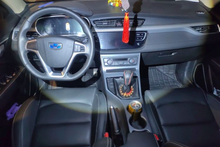 Used Geely Auto Vision S1 2018 1.5L Manual FENGXING Model Center Console