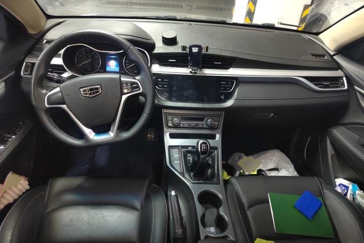 Used Geely Auto Vision S1 2018 1.5L Manual Fong Chi Model Center Console