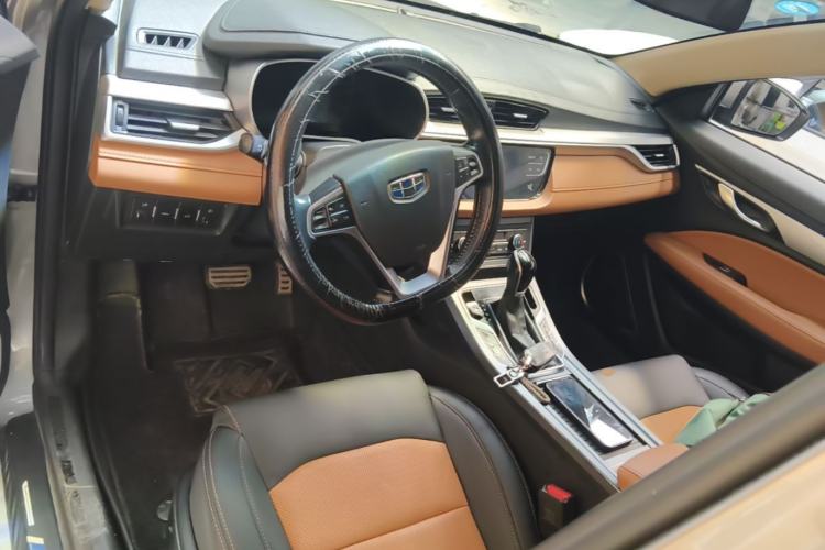 Used Geely Auto Vision S1 2018 1.4T CVT Fēngruì Model Center Console
