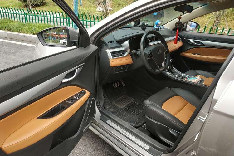 Used Geely Auto Vision S1 2018 1.4T CVT FENGXING Model Driver Seat
