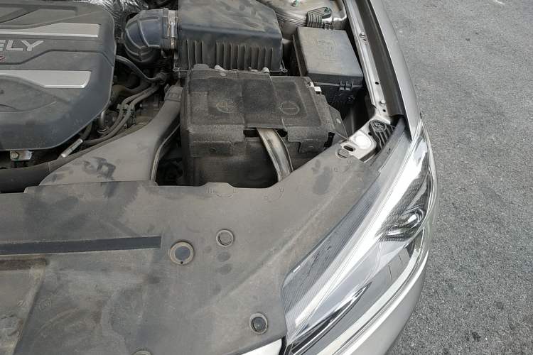 Used Geely Auto Vision S1 2018 1.4T CVT FENGXING Model Engine Bay Left