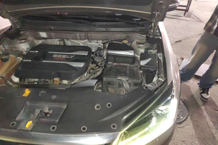 Used Geely Auto Vision S1 2018 1.4T CVT FENGXING Model Engine Bay Left