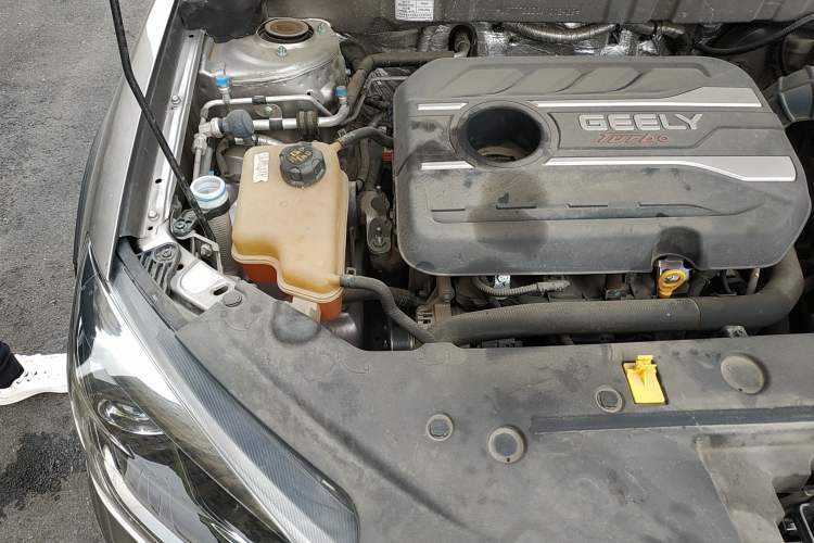 Used Geely Auto Vision S1 2018 1.4T CVT FENGXING Model Engine Bay Right