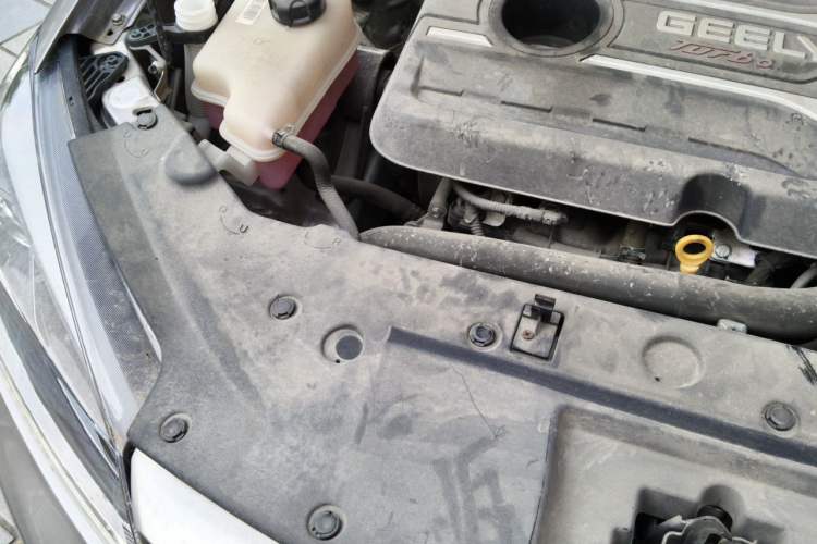 Used Geely Auto Vision S1 2018 1.4T CVT FENGXING Model Engine Bay Right