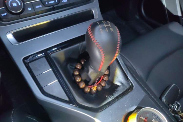 Used Geely Auto Vision S1 2018 1.5L Manual FENGXING Model Gear Lever