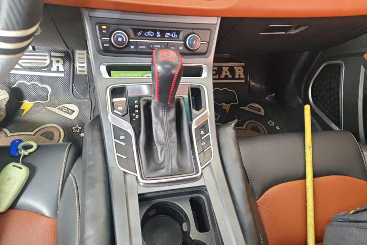 Used Geely Auto Vision S1 2018 1.5L CVT FENGXING Model Gear Lever