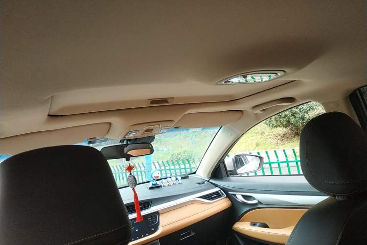 Used Geely Auto Vision S1 2018 1.4T CVT FENGXING Model Headliner