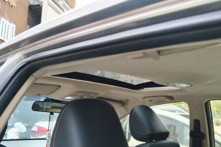 Used Geely Auto Vision S1 2018 1.4T CVT FENGXING Model Headliner