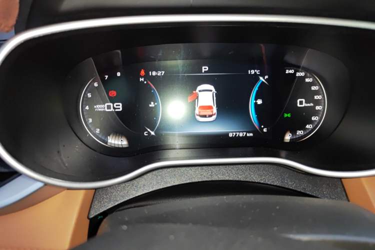 Used Geely Auto Vision S1 2018 1.4T CVT FENGXING Model Instrument Cluster
