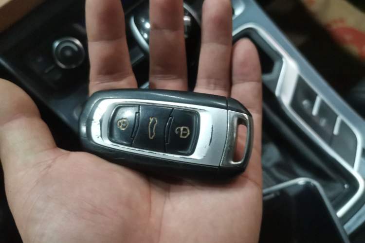 Used Geely Auto Vision S1 2018 1.4T CVT FENGXING Model Interior 1