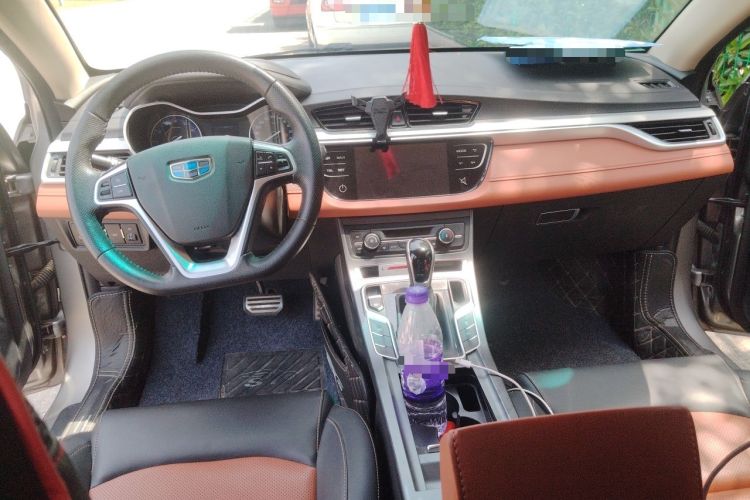 Used Geely Auto Vision S1 2018 1.5L CVT Fongchi Model Interior 2