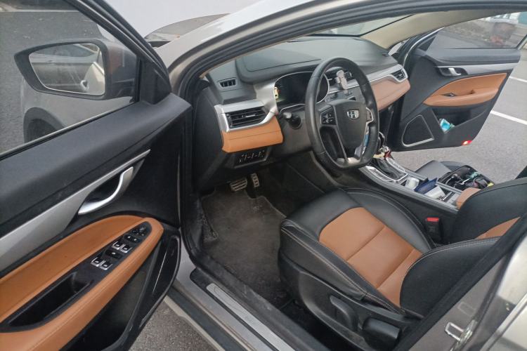 Used Geely Auto Vision S1 2018 1.4T CVT FENGXING Model Interior 3