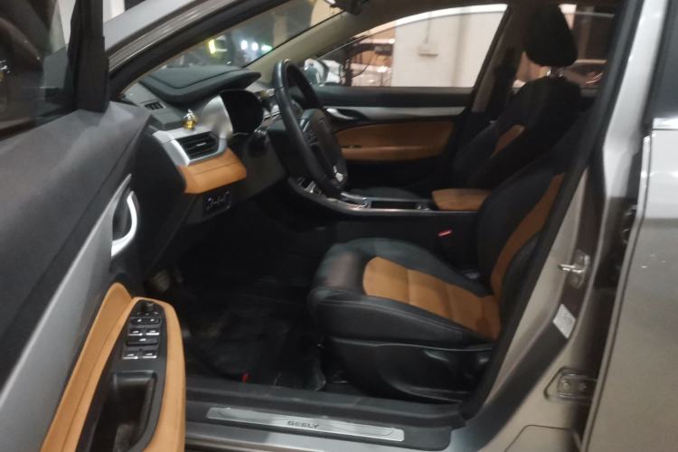 Used Geely Auto Vision S1 2018 1.4T CVT FENGXING Model Interior 3