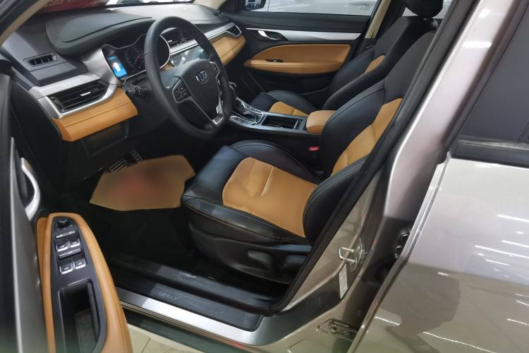 Used Geely Auto Vision S1 2018 1.4T CVT Fengchi Model Interior 4