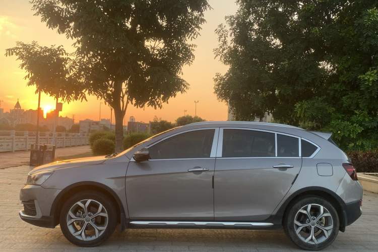 Used Geely Auto Vision S1 2018 1.4T CVT FENGXING Model Left Side