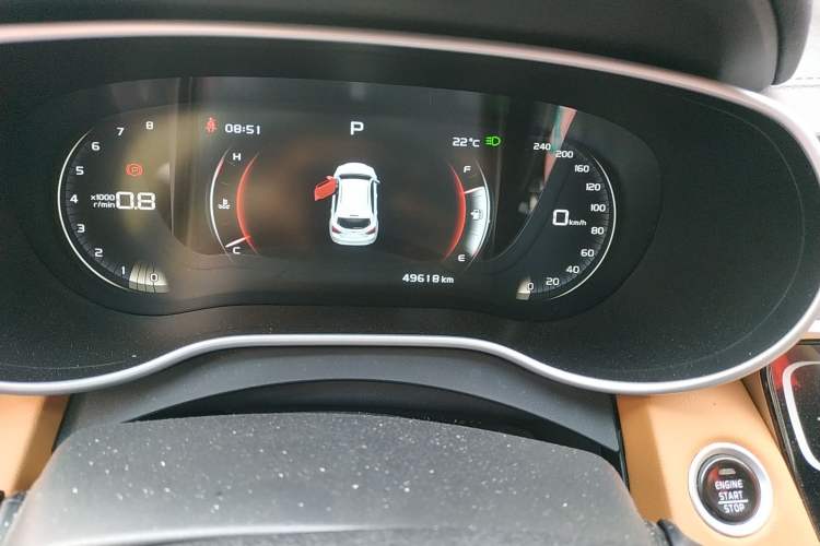 Used Geely Auto Vision S1 2018 1.4T CVT FENGXING Model Odometer Close Up