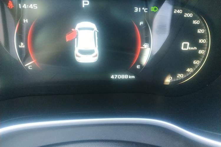 Used Geely Auto Vision S1 2018 1.4T CVT FENGXING Model Odometer Close Up