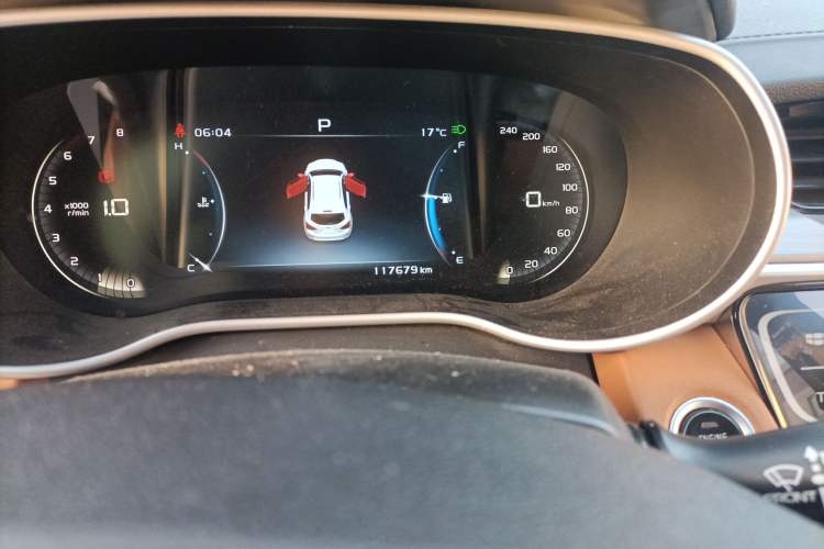 Used Geely Auto Vision S1 2018 1.4T CVT FENGXING Model Odometer Close Up