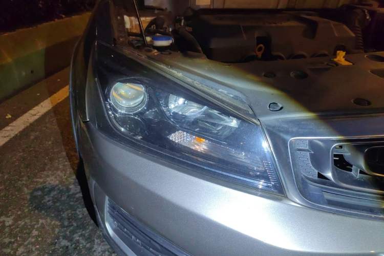 Used Geely Auto Vision S1 2018 1.5L Manual FENGXING Model Right Front Headlight