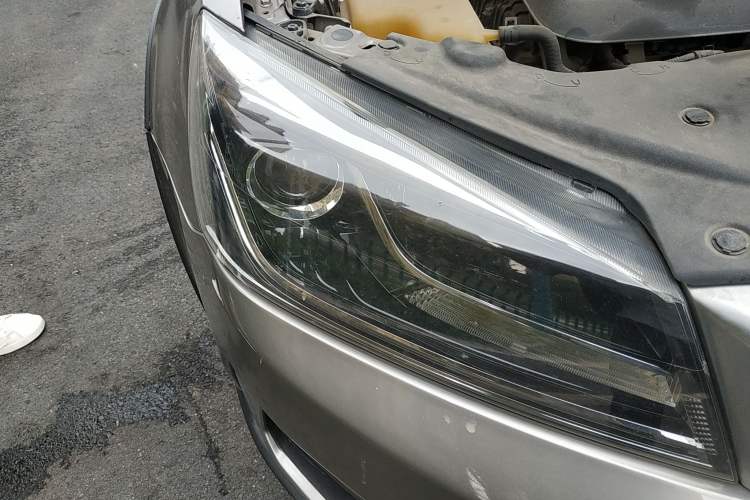 Used Geely Auto Vision S1 2018 1.4T CVT FENGXING Model Right Front Headlight