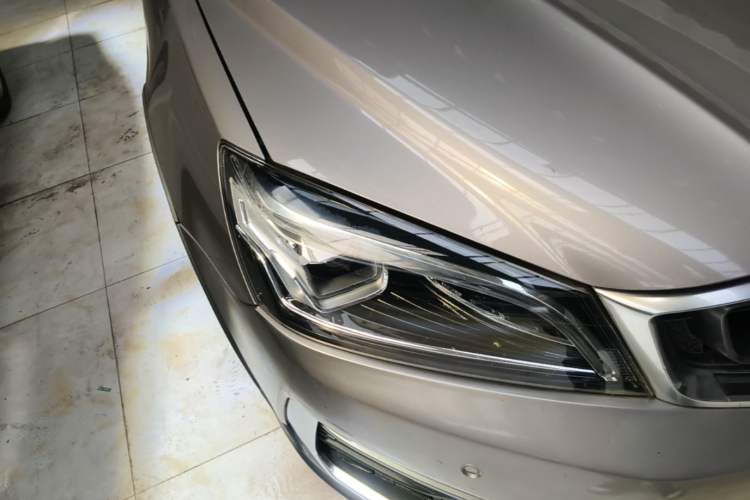 Used Geely Auto Vision S1 2018 1.4T CVT Fēngruì Model Right Front Headlight