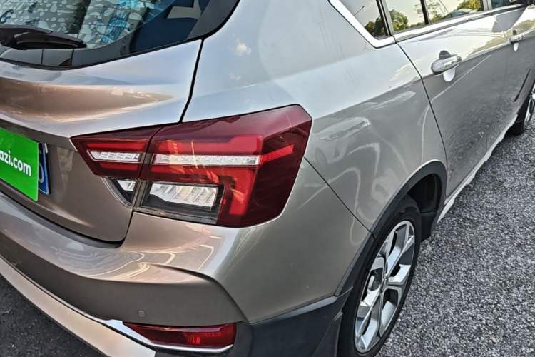 Used Geely Auto Vision S1 2018 1.5L Manual FENGXING Model Right Rear Taillight