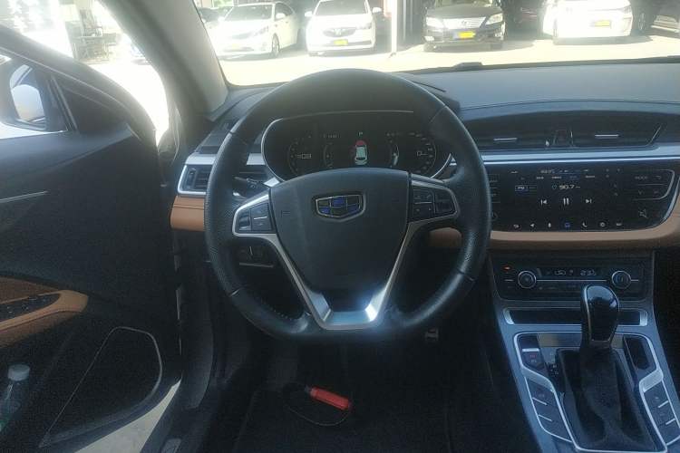 Used Geely Auto Vision S1 2018 1.4T CVT FENGXING Model Steering Wheel