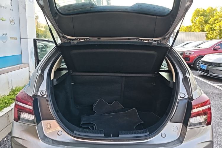 Used Geely Auto Vision S1 2018 1.5L Manual FENGXING Model Trunk